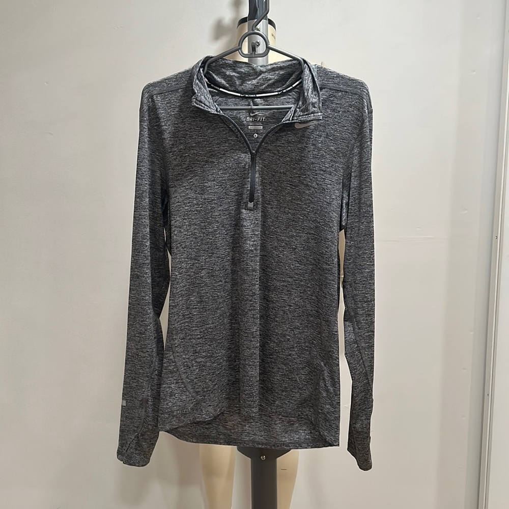 Dry, fit Nike top